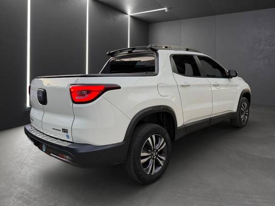 FIAT TORO 1.3 TURBO 270 FLEX FREEDOM AT6 FIAT TORO 1.3 TURBO 270 FLEX FREEDOM AT6
